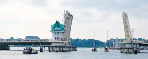 Kappeln Brücke aktuell: Öffnungszeiten & Sperrungen!